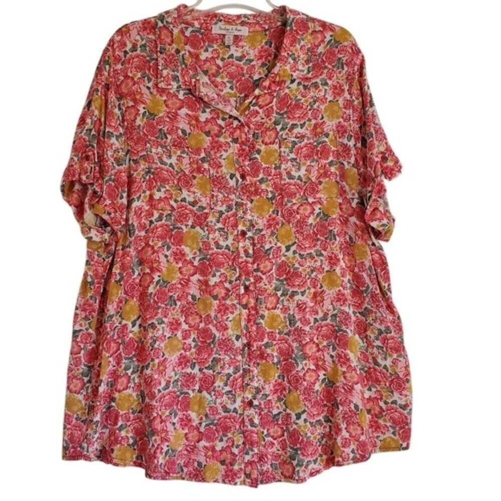 Harlow & Rose Womens‎ 2X Top Floral Romantic Lightweight